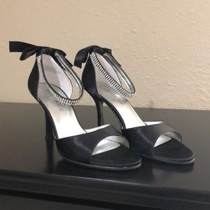 Black rhinestone ankle strap with bow